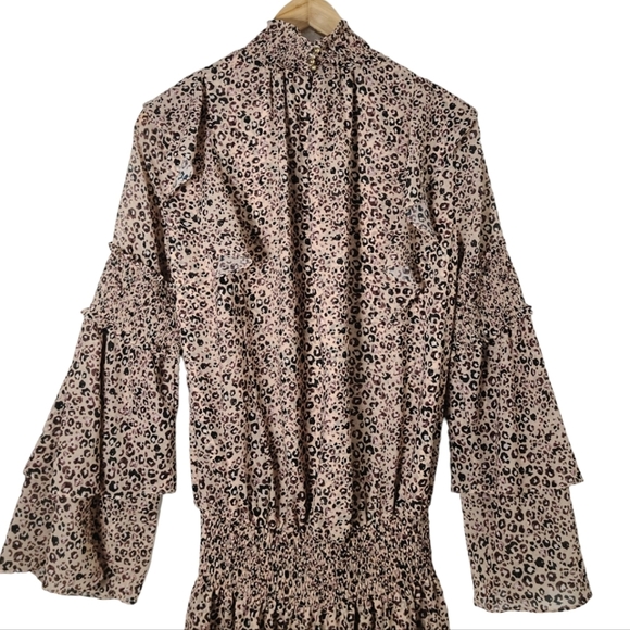 Parker Women's Mini Dress in Black and Cream Floral - Picture 12 of 16